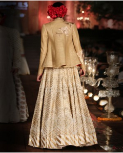 Ivory Lengha Set With Gold Jacket